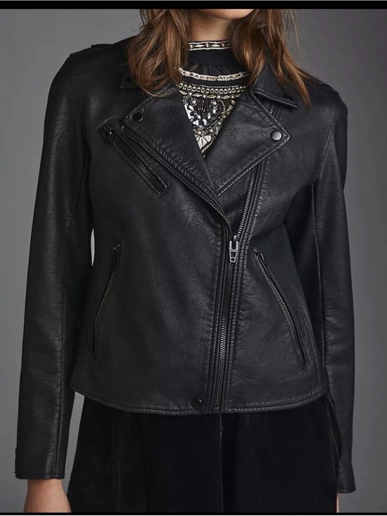 Blank NYC Jackets & Blazers - Blank NYC Women Size XS Black Onyx Vegan Leather Moto Jacket Matte Black Zip